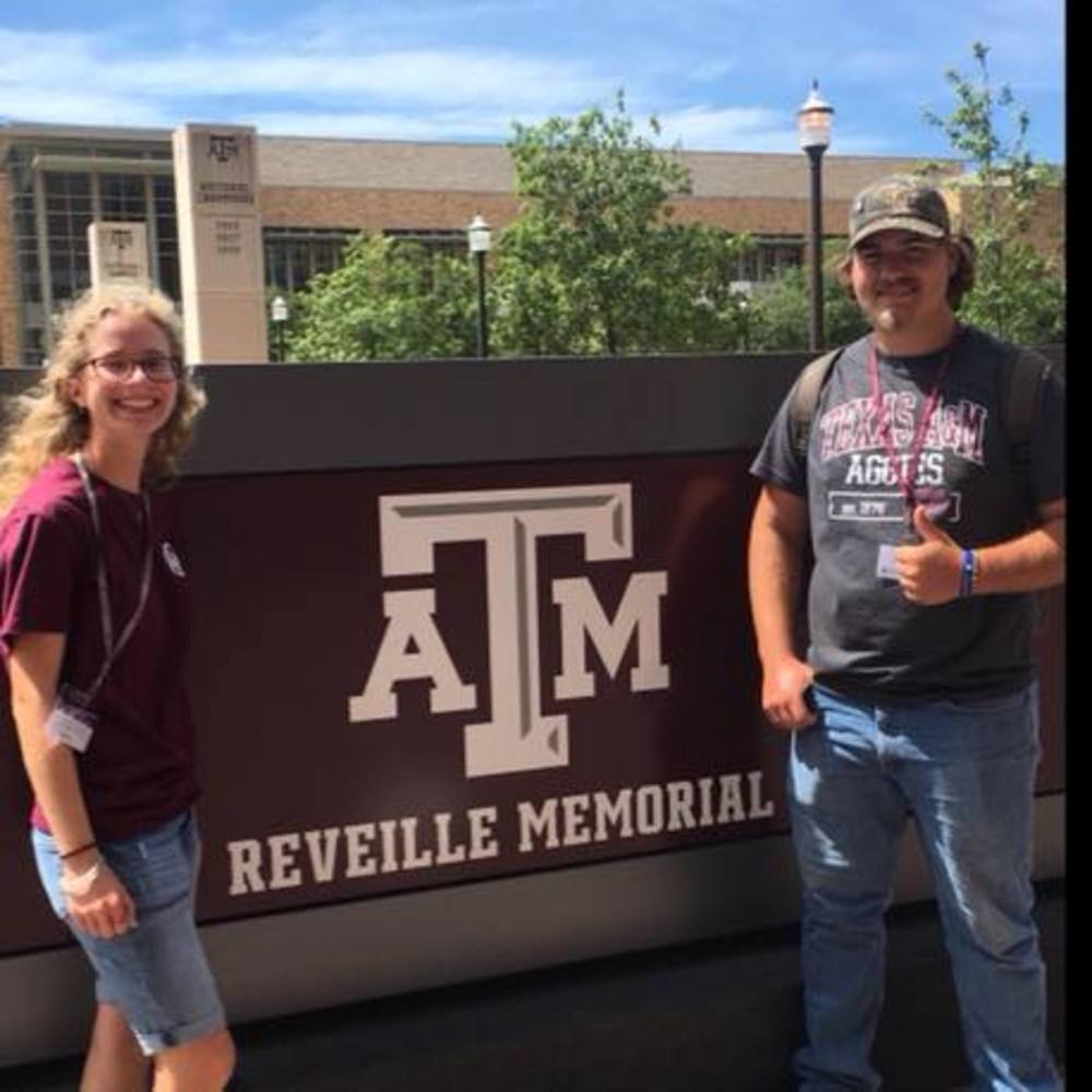 Meet your Posher, Marissa